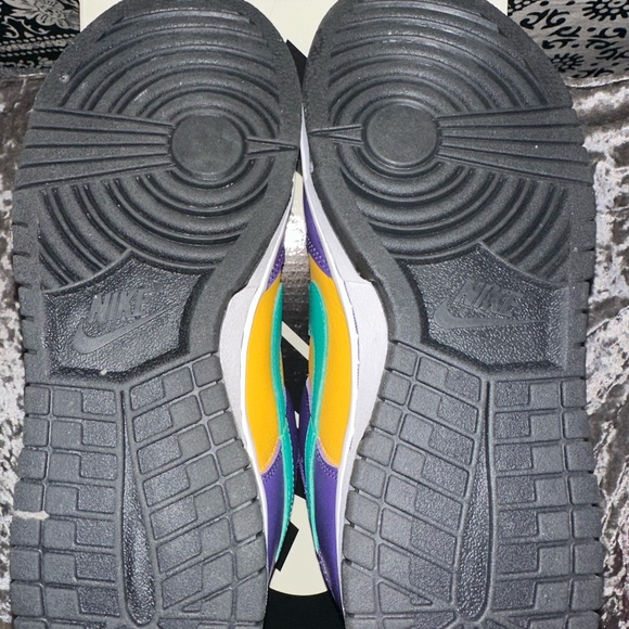 Nike Dunk Low Lisa Leslie - Picture 6 of 7